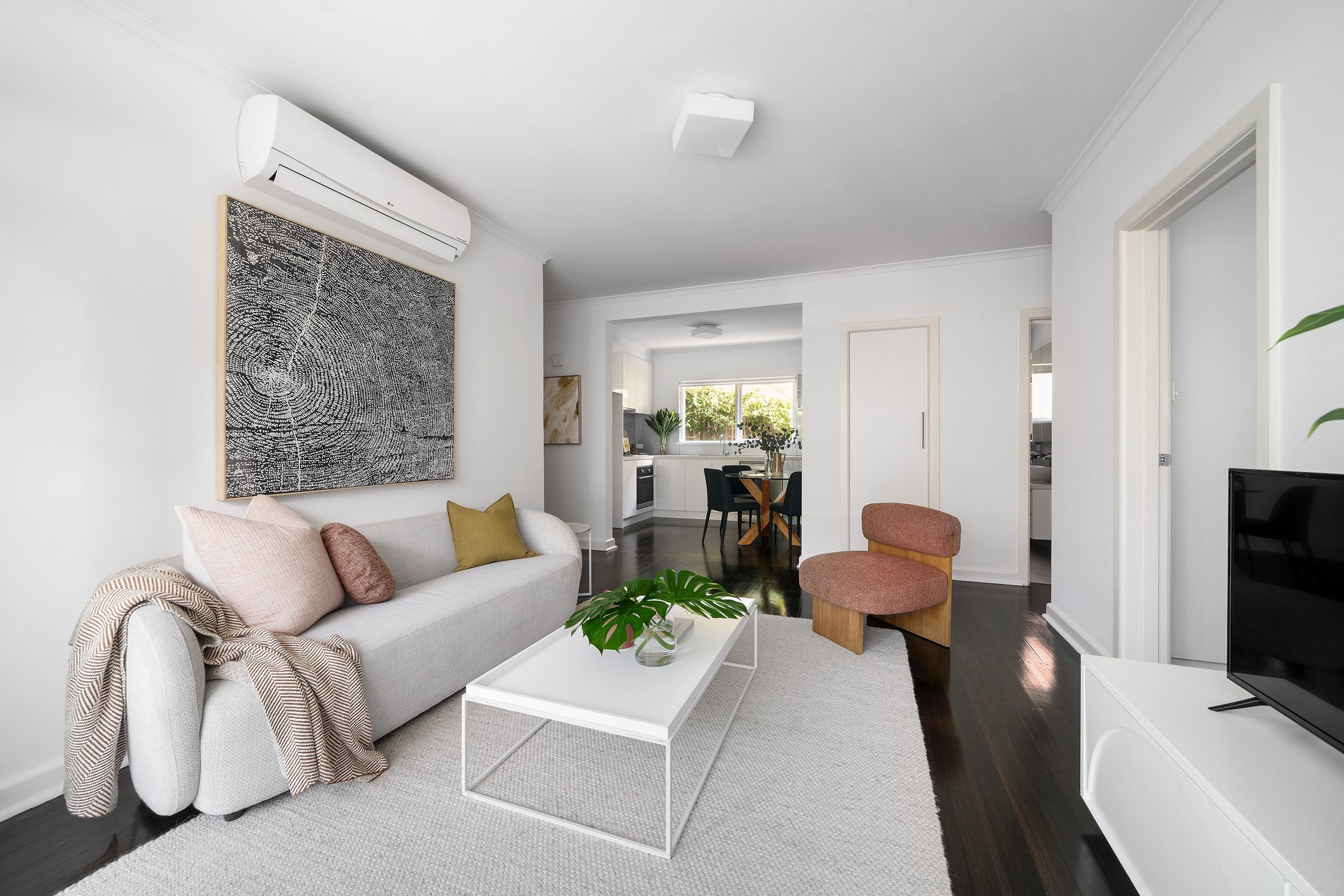 2/51 Denham Street, Hawthorn image 3