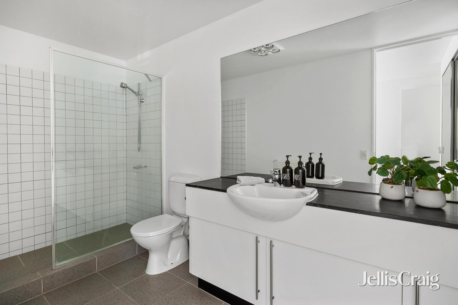25/1 Domville Avenue, Hawthorn image 6