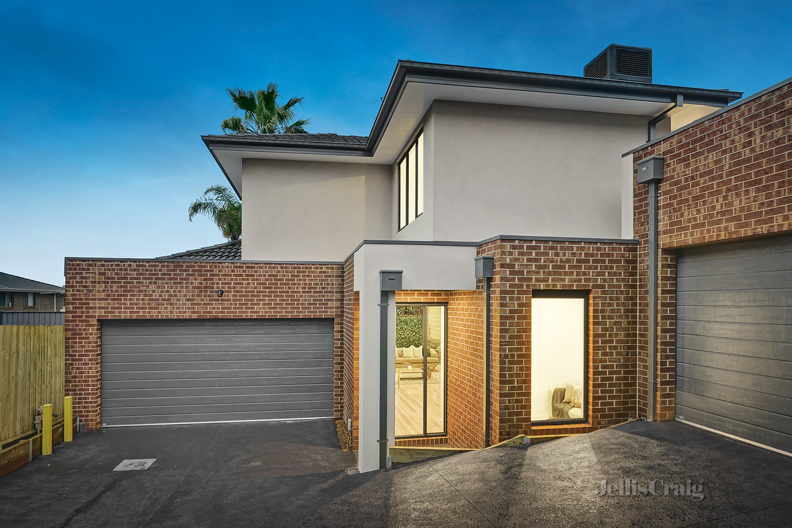 2/51 Ian Grove, Mount Waverley image 1