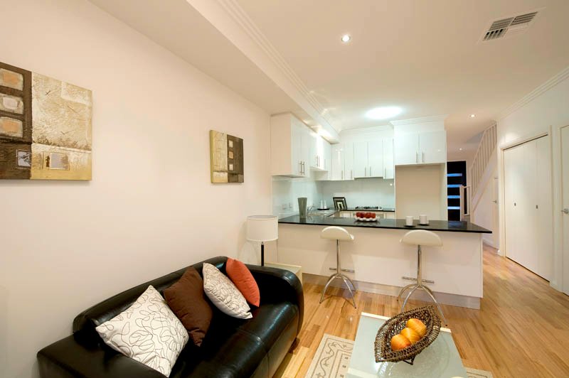 25/1 Nangnak Lane, Mont Albert image 5