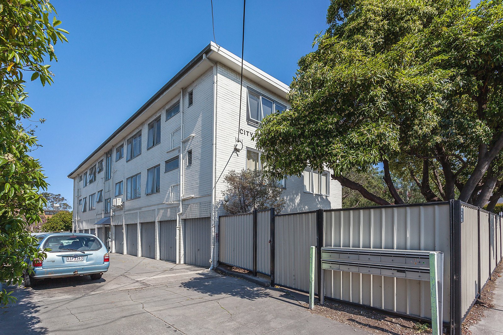 2/51 Napier Street Footscray