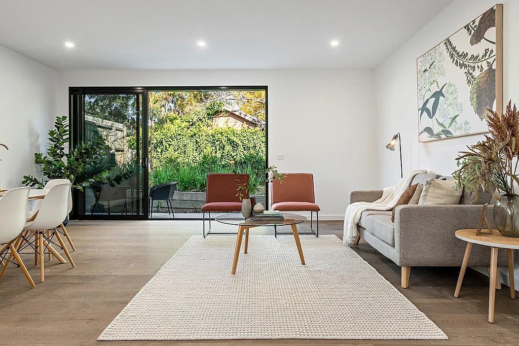 2/51 Newman Road, Croydon image 3