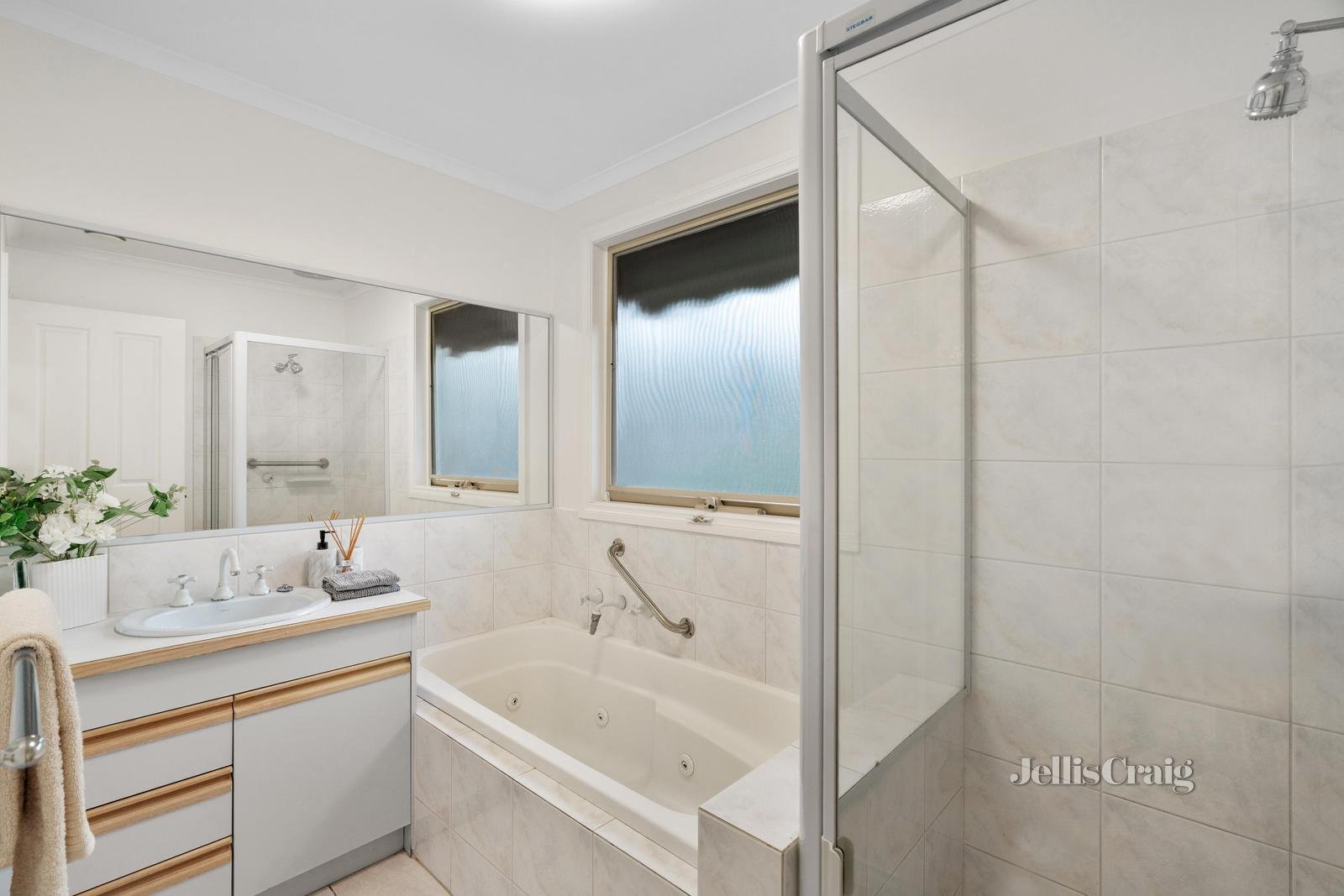 2/51 Regent Street, Mount Waverley image 11