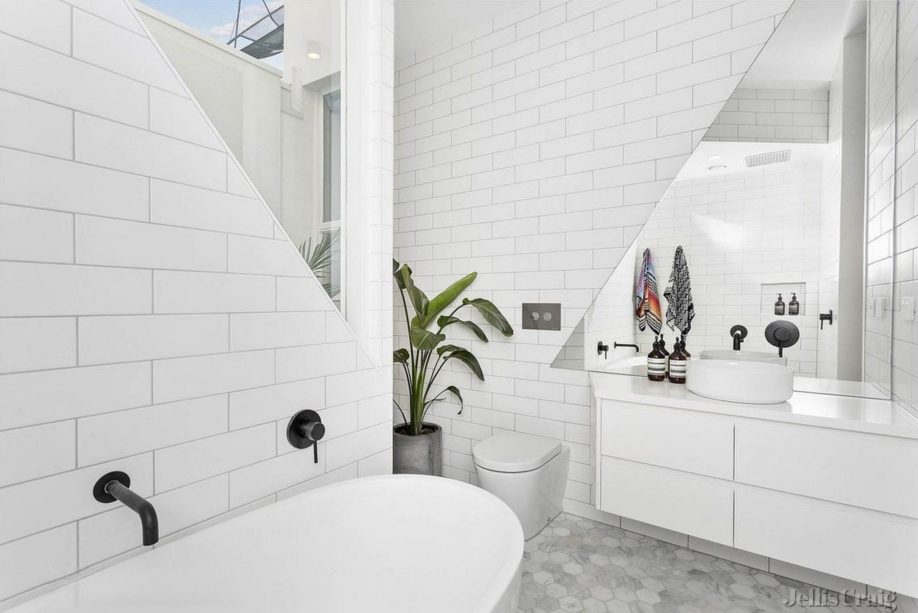 251 Richardson Street, Carlton North image 10
