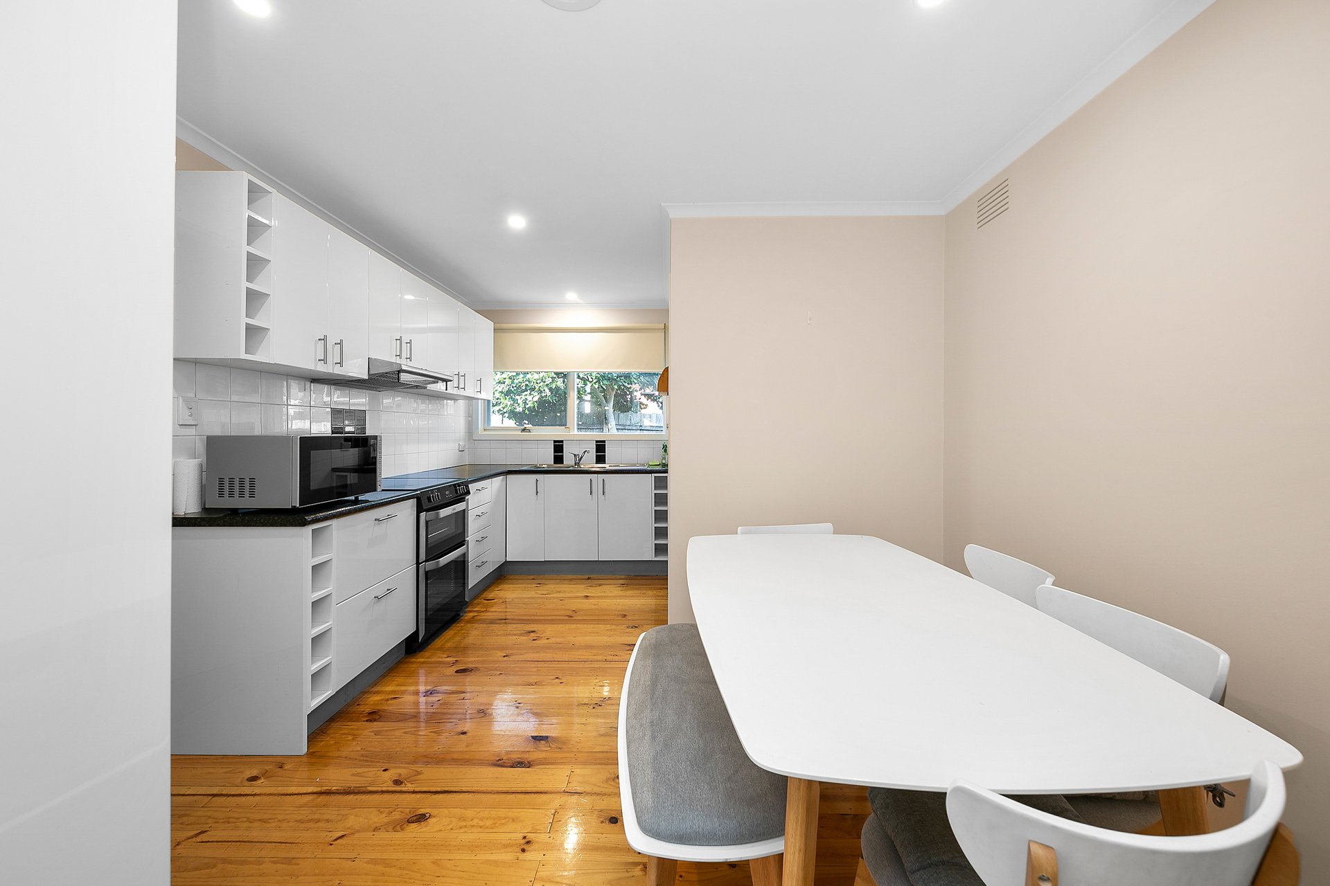 2/51 Victoria Street, Box&nbsp;Hill image 4