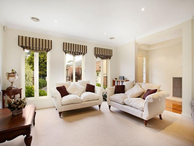2/51 Wandsworth Road, Surrey Hills image 2