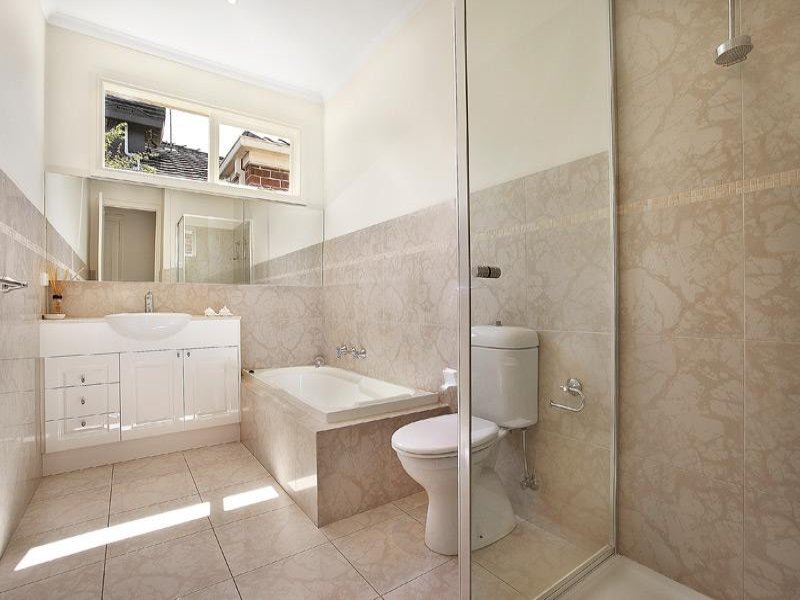 2/51 Wandsworth Road, Surrey Hills image 7