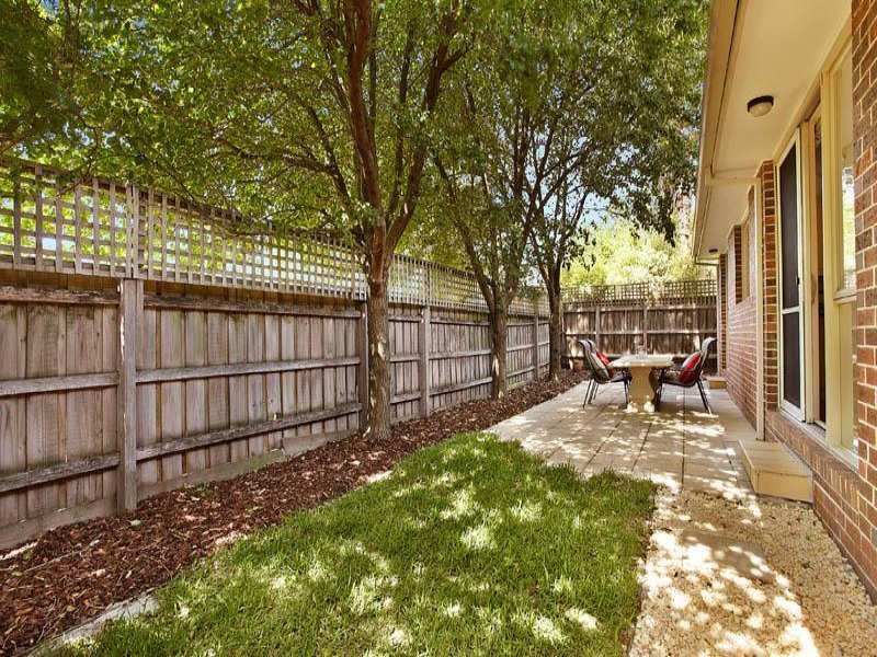 2/51 Wandsworth Road, Surrey Hills image 8