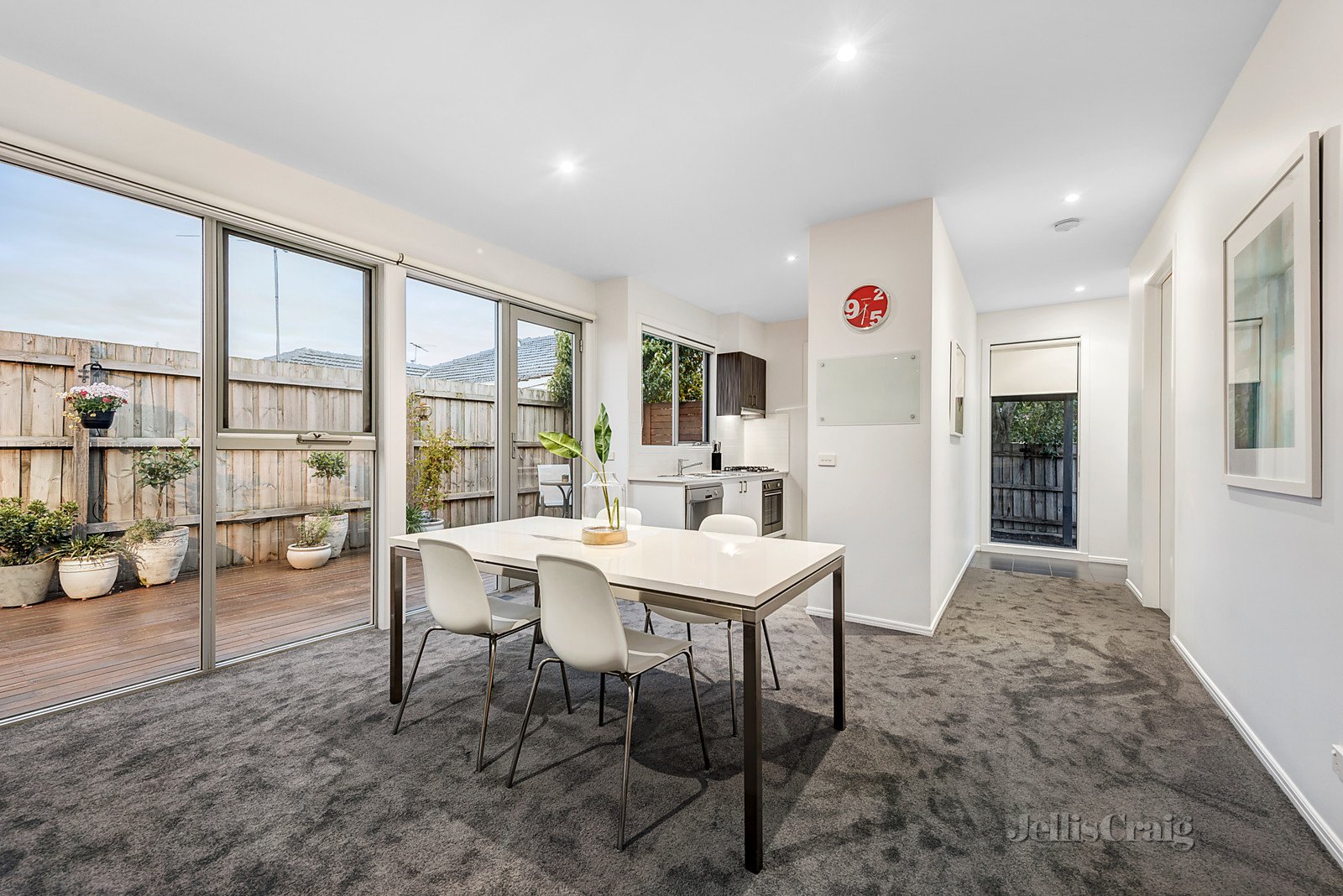 2/511 South Road, Bentleigh image 4