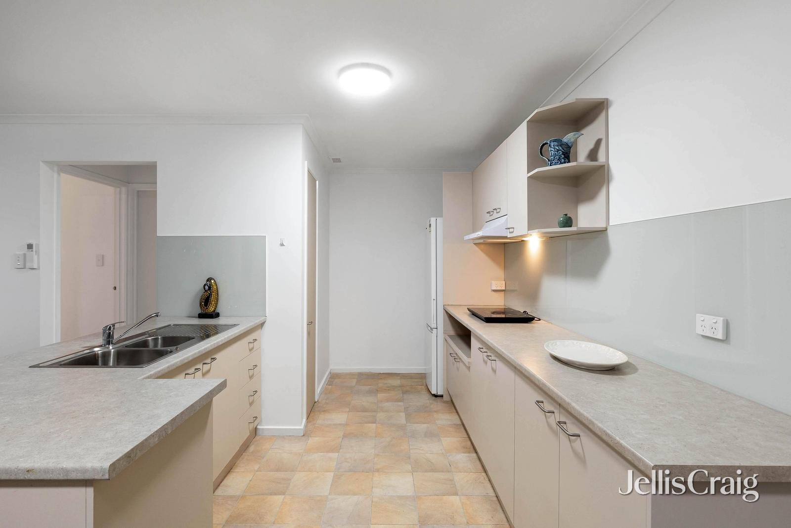 25/144 Bible Street, Eltham image 5