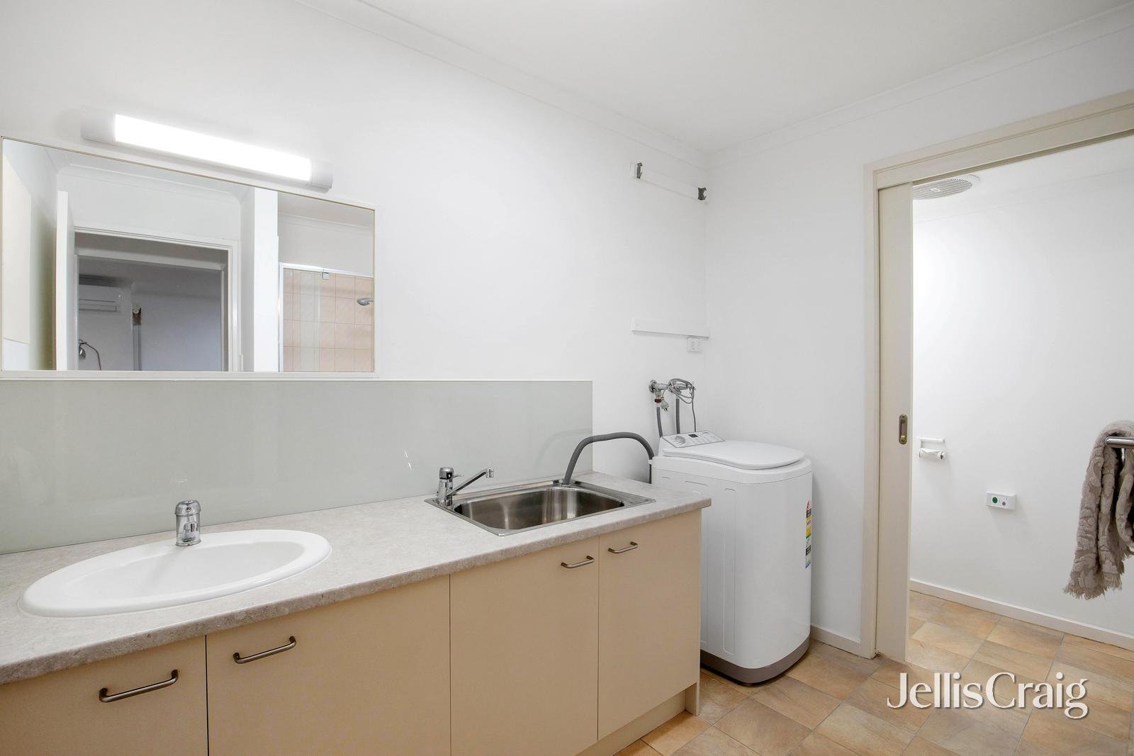 25/144 Bible Street, Eltham image 7