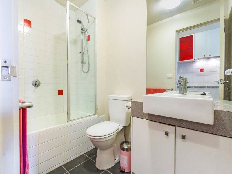 25/16-18 Poplar Street, Box Hill image 3