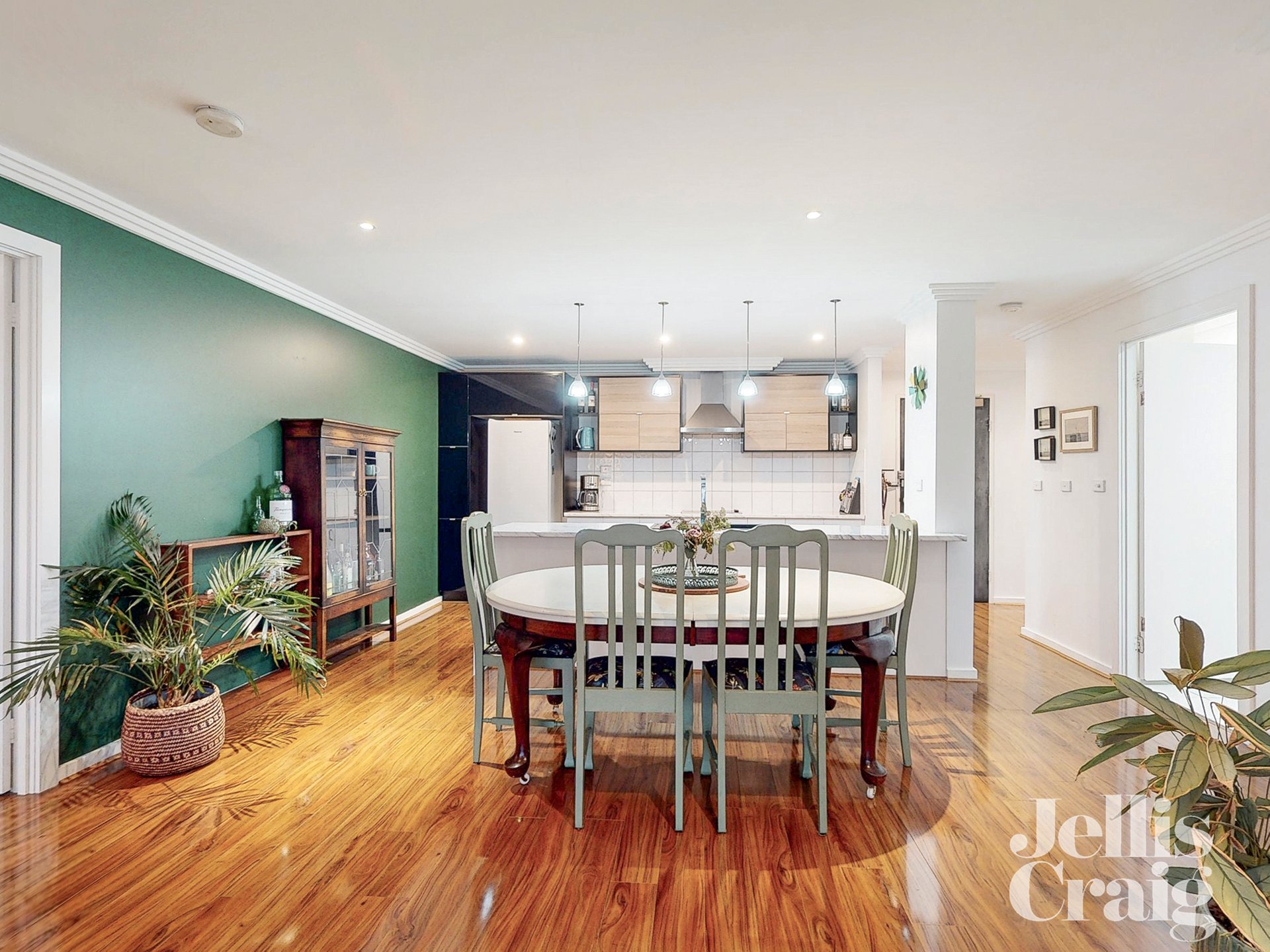 25/17 Ascot Vale Road, Flemington image 4