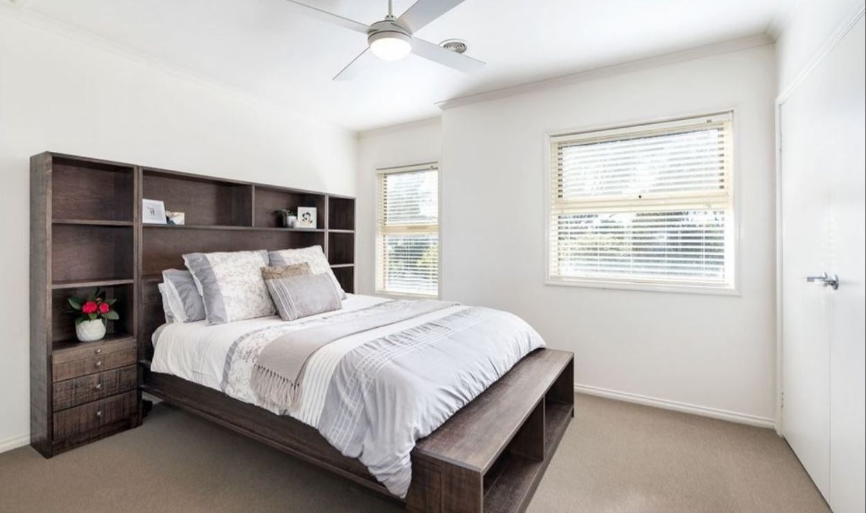 Property Gallery Thumbnail 6