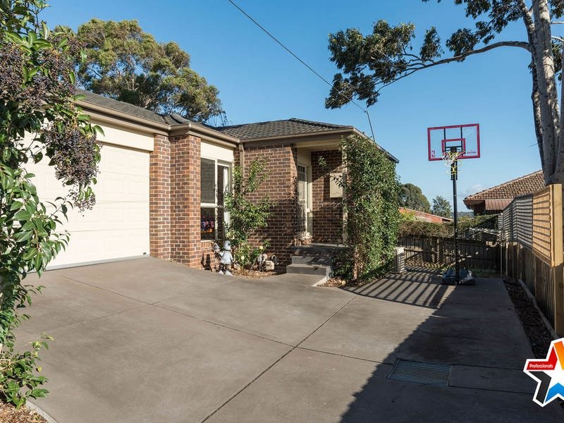 251A Manchester Road, Mooroolbark image 1