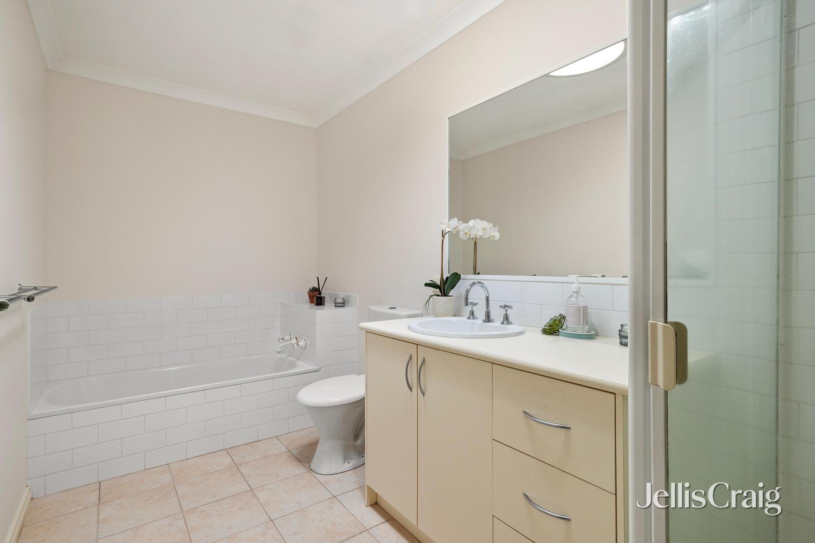 2/51A Mount Dandenong Road, Croydon image 8