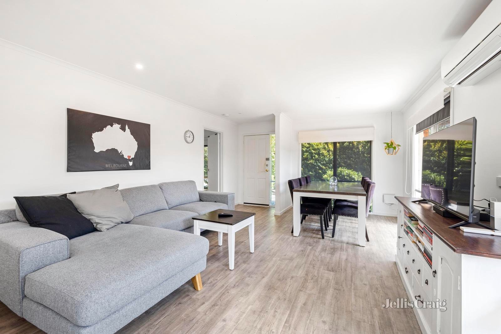 2/52 Alameda Avenue, Mornington image 4