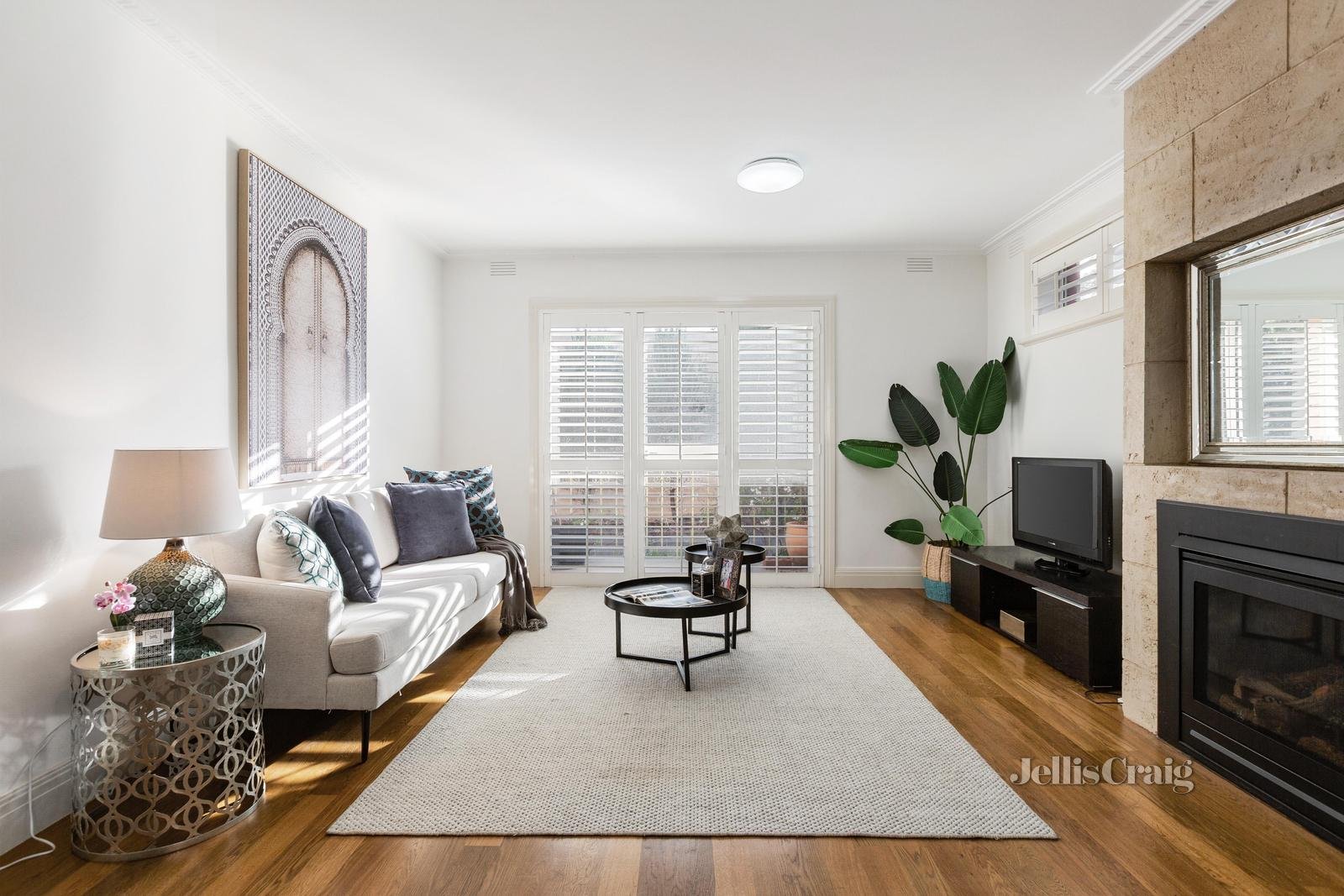2/52 Barton Street, Surrey Hills image 1