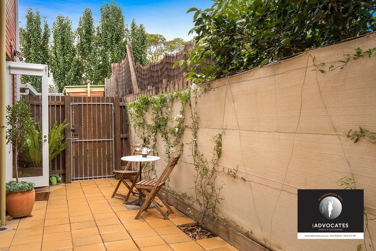 2/52 Barton Street, Surrey Hills image 4