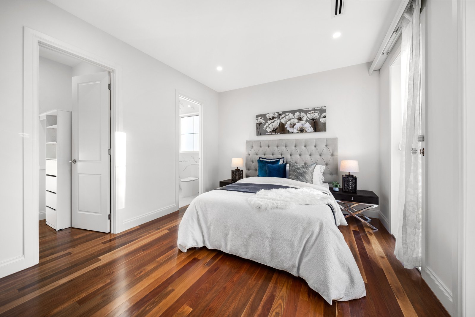 Property Gallery Thumbnail 25
