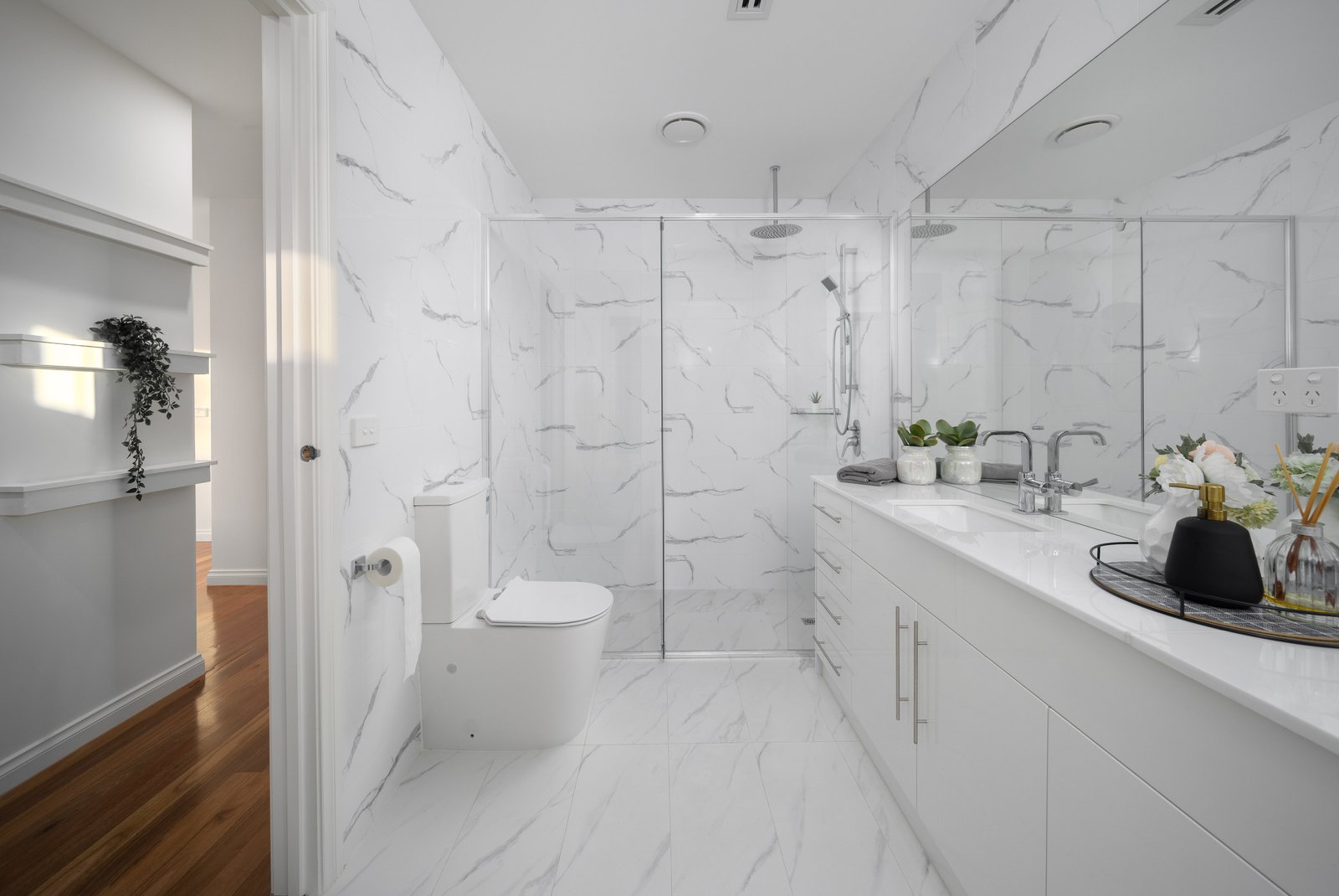 Property Gallery Thumbnail 29