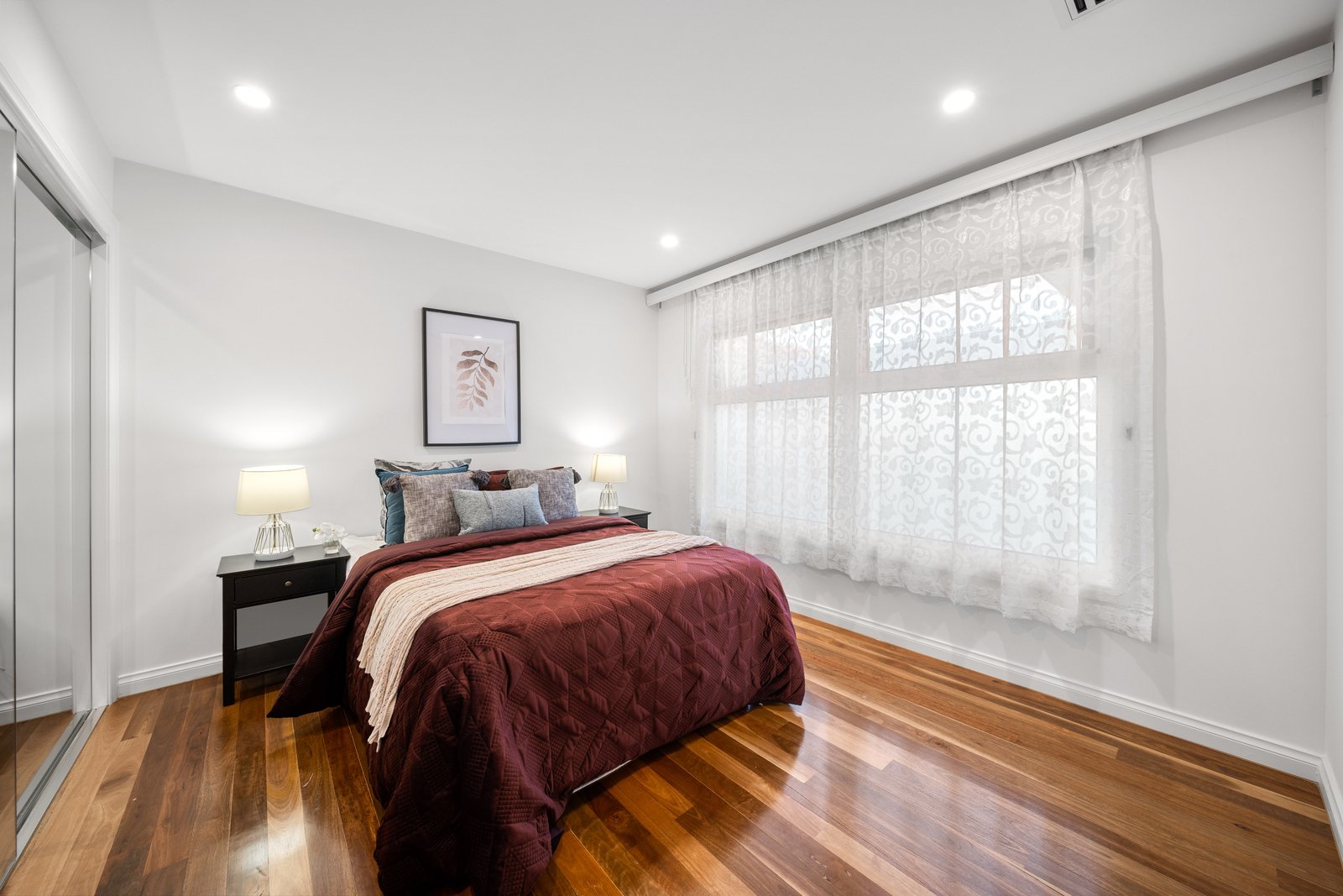 Property Gallery Thumbnail 31