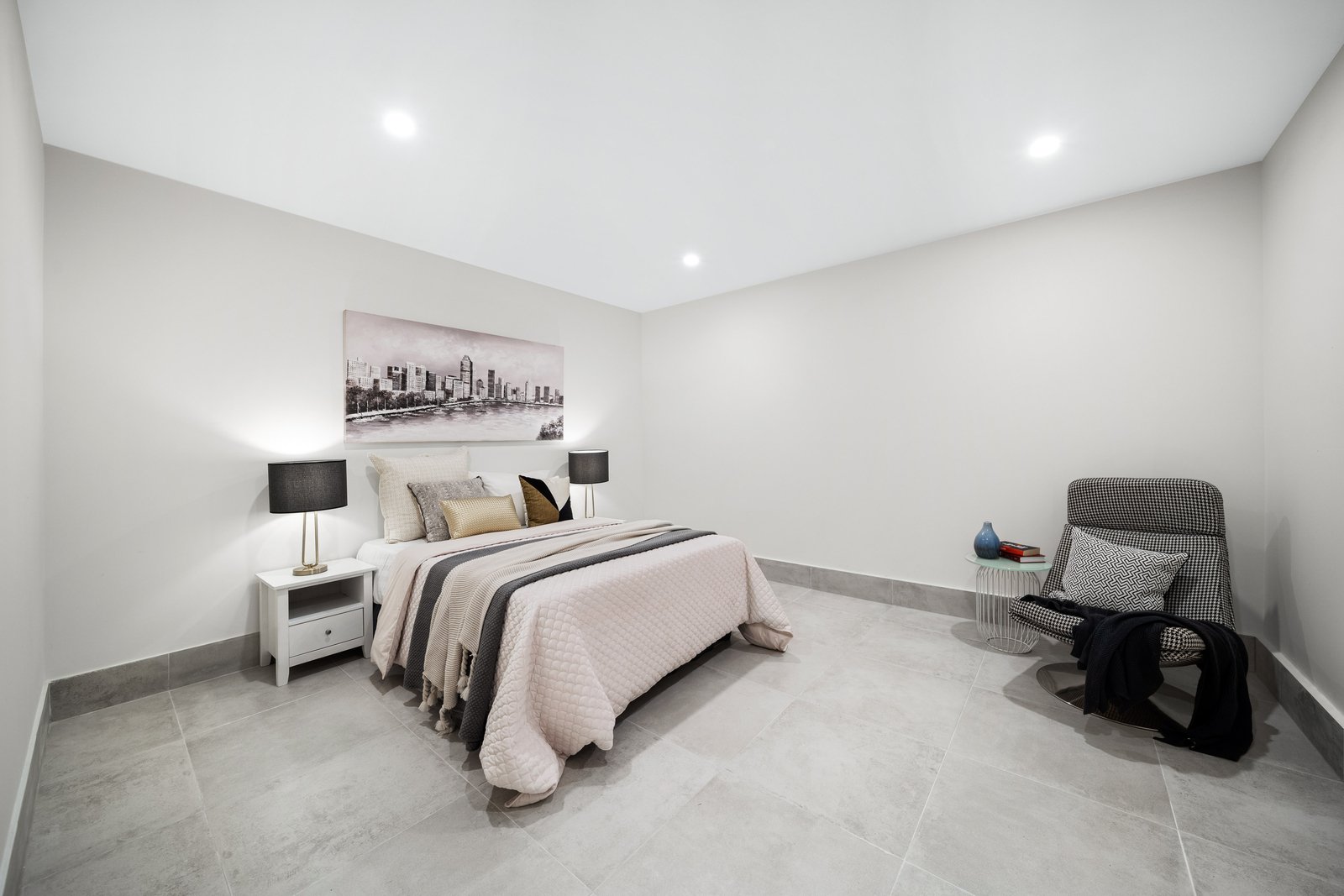 Property Gallery Thumbnail 33