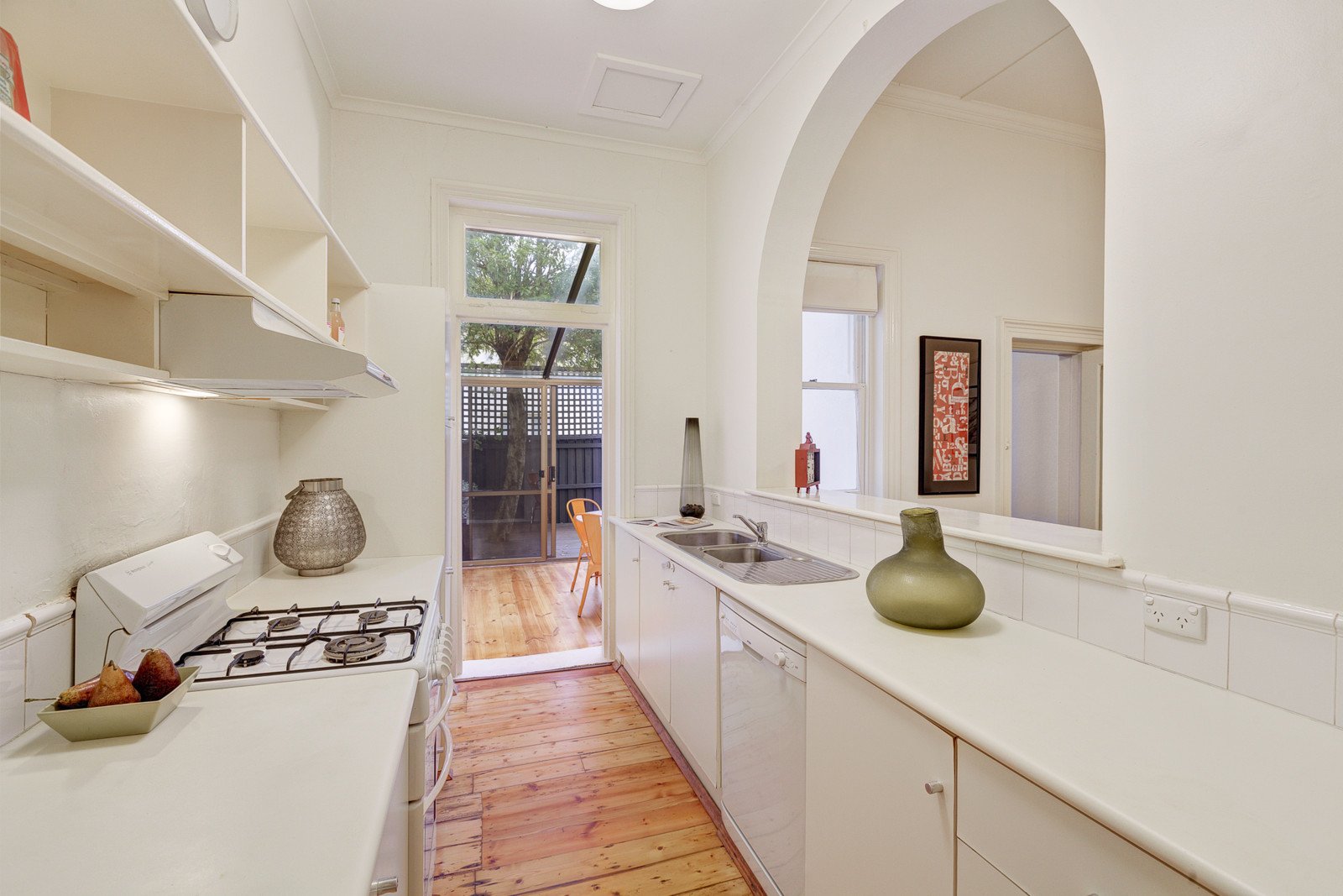 2/52 Grove Road, Hawthorn image 5