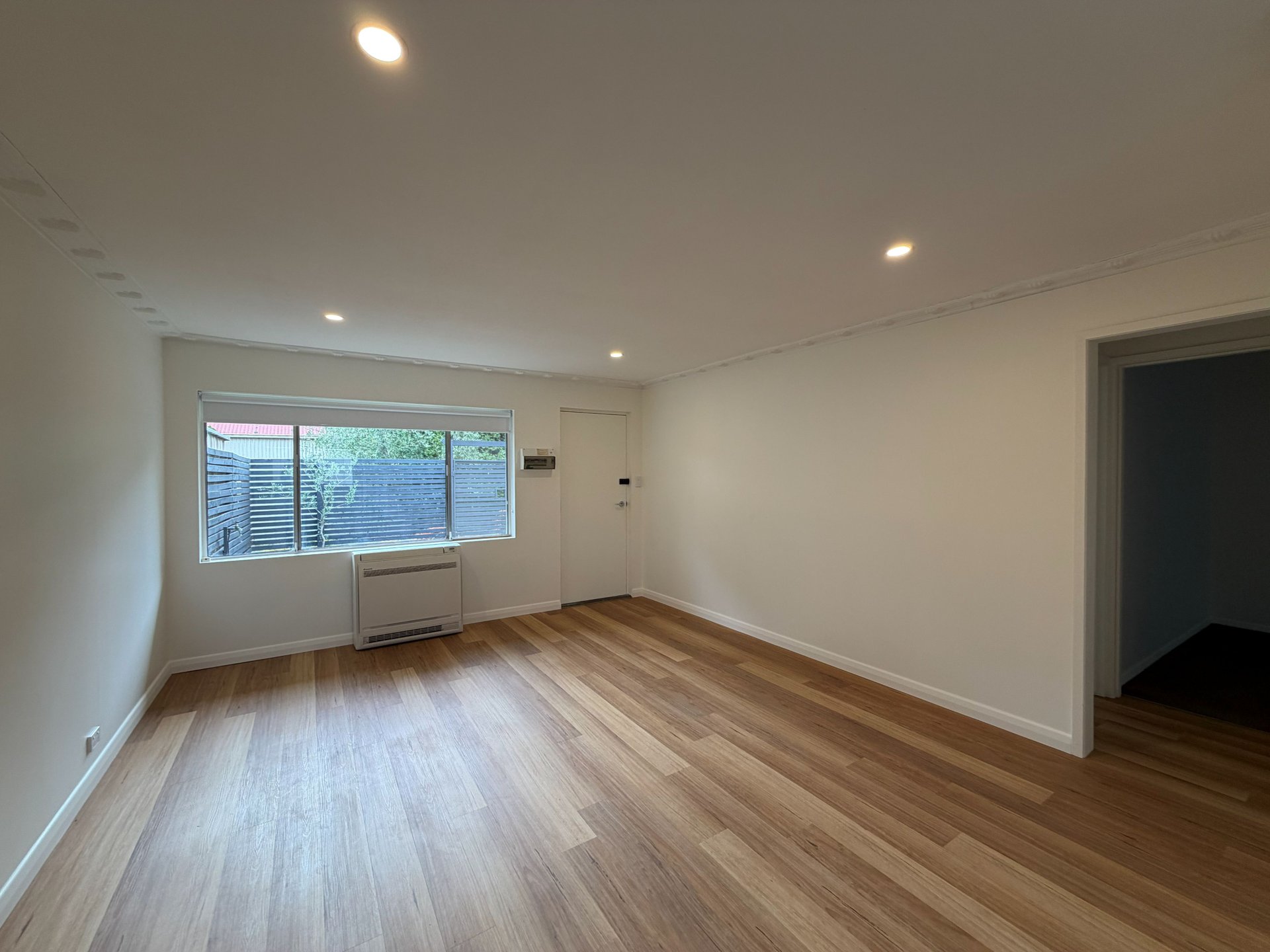 2/52 Jennings Street, Kyneton image 5