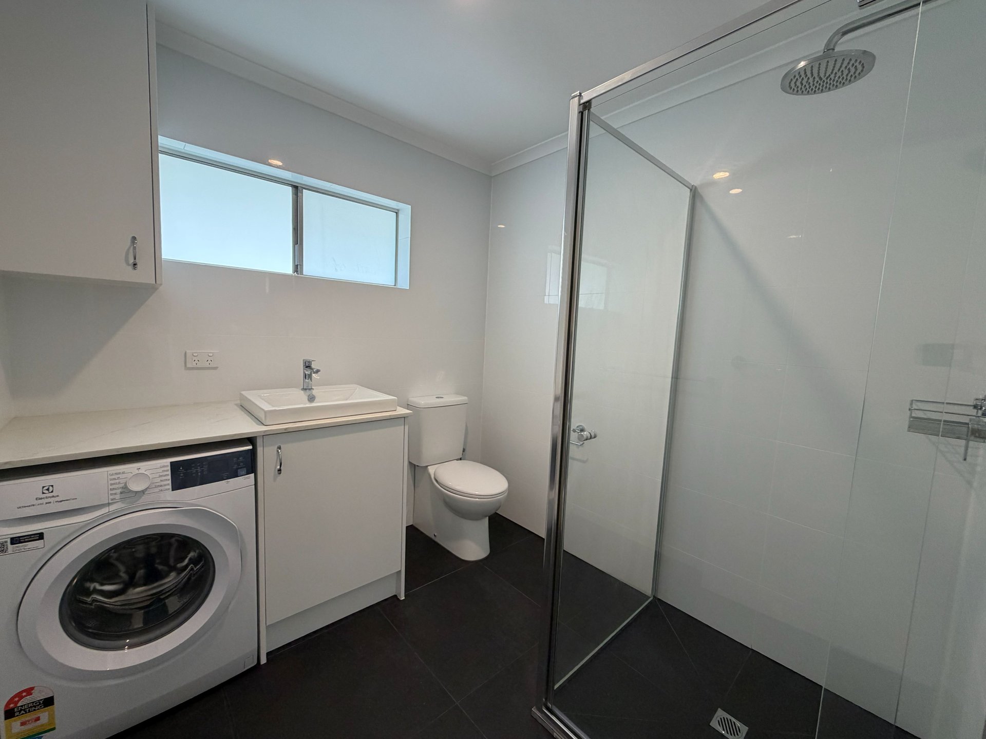 2/52 Jennings Street, Kyneton image 6