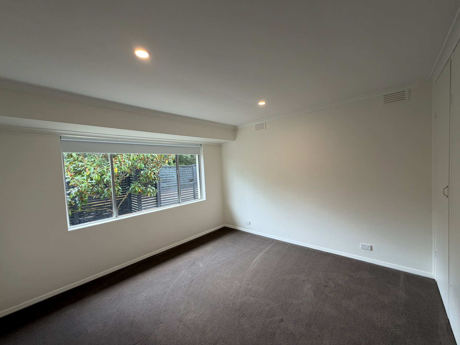 2/52 Jennings Street, Kyneton image 7