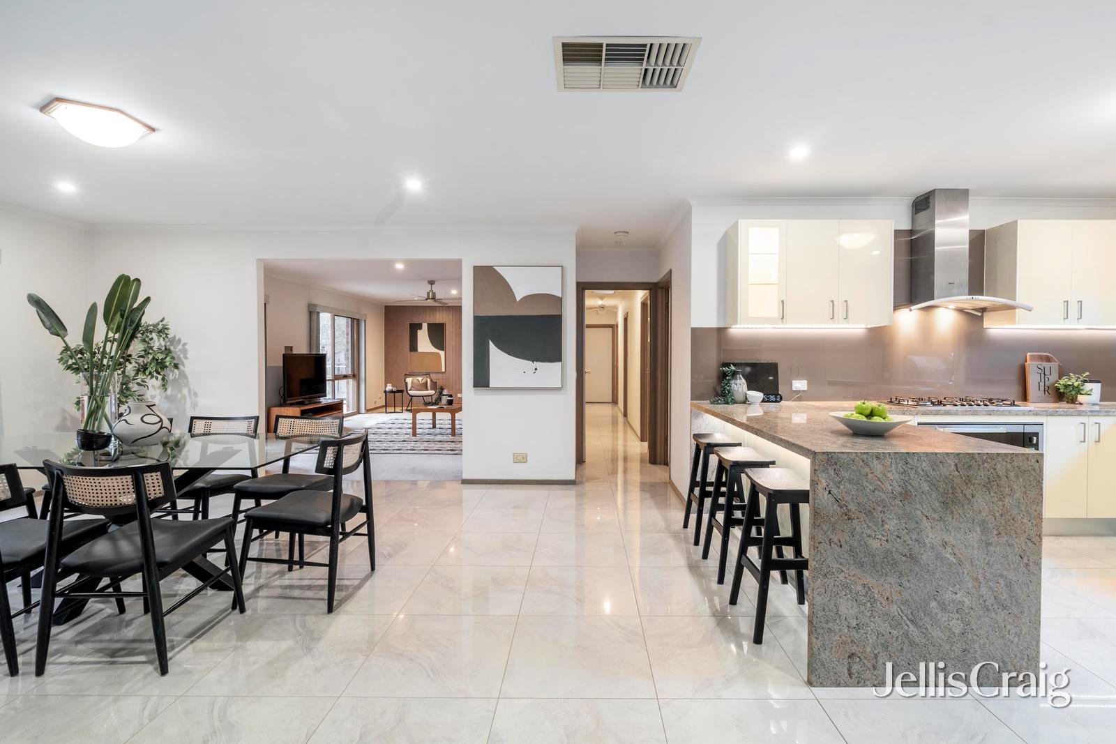 252 Serpells Road, Templestowe image 5