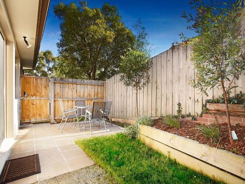 2/52 Winfield Road, Balwyn North image 6