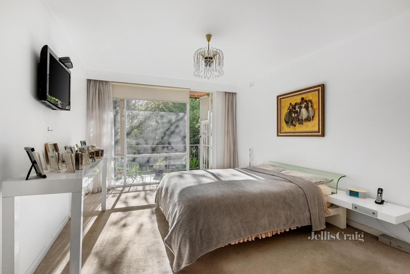 2/522 Toorak Road, Toorak image 8