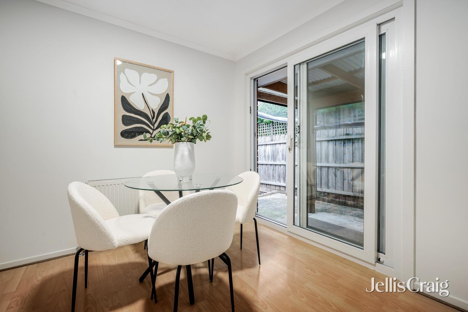 2/529 Springvale Road, Glen Waverley image 5