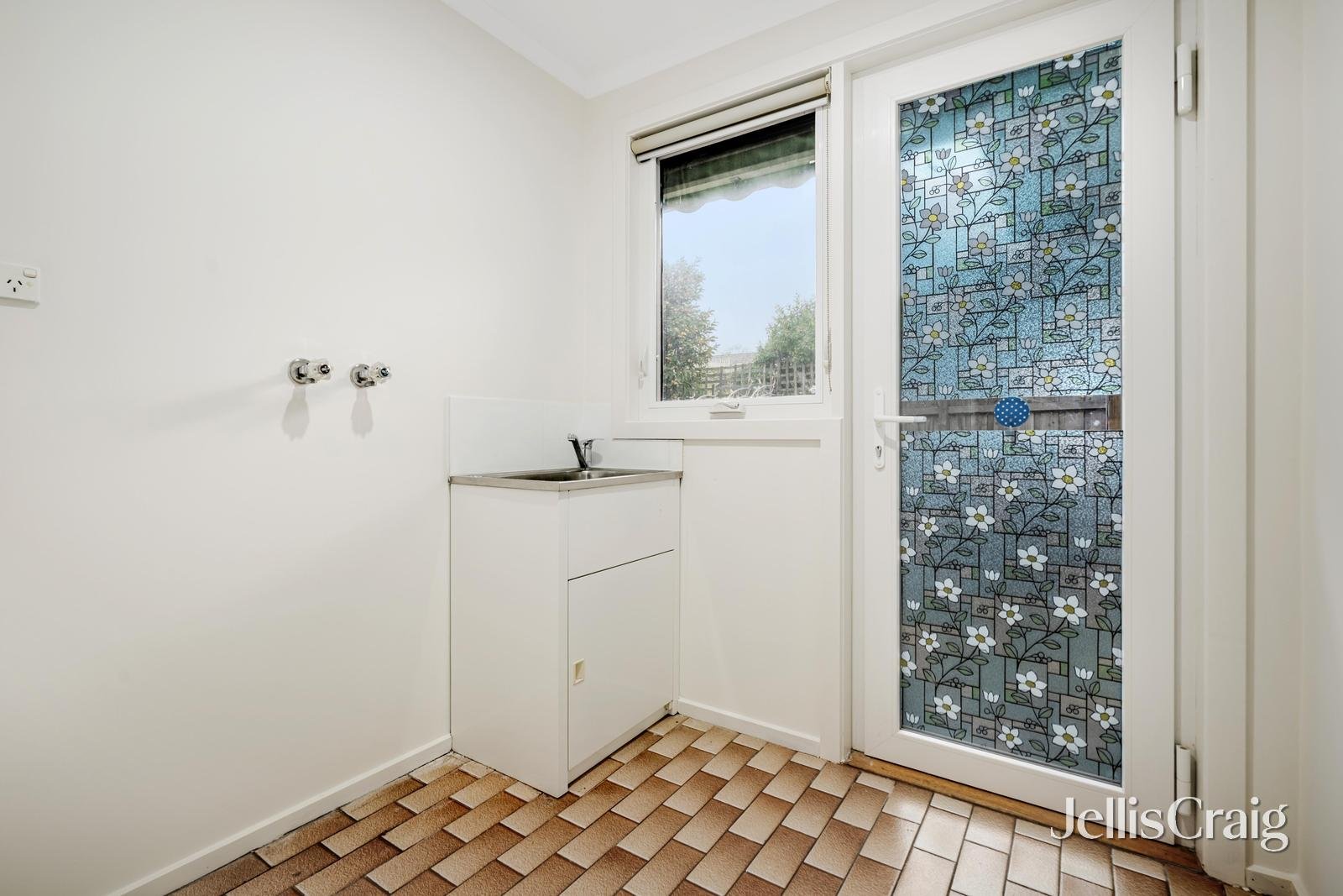 2/529 Springvale Road, Glen Waverley image 10
