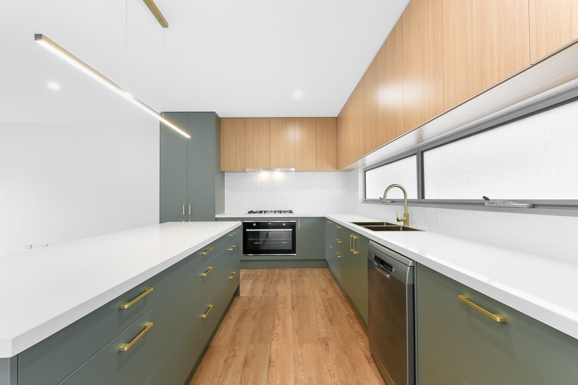 2/53 Cleeland Street, Dandenong image 1