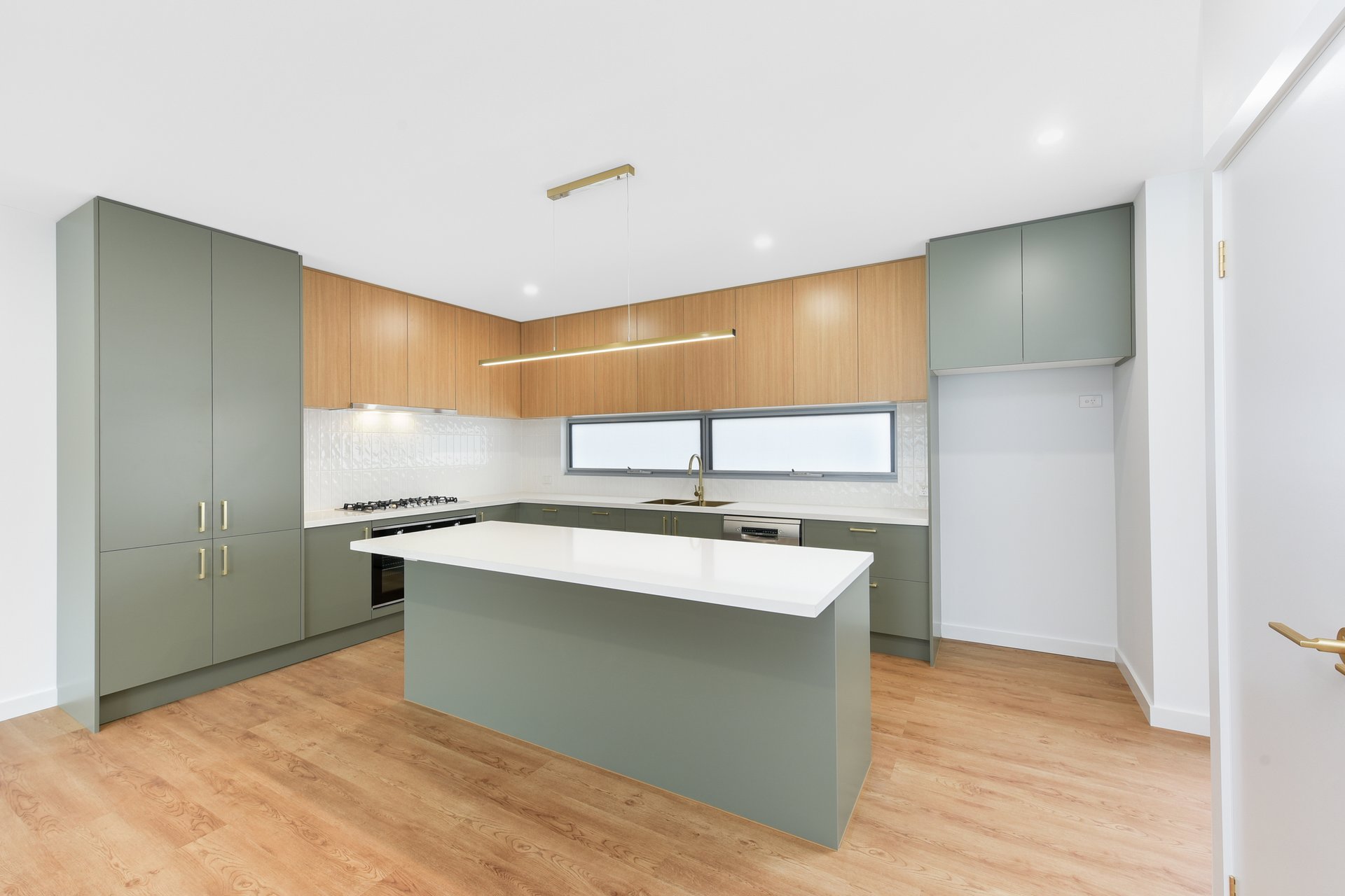 2/53 Cleeland Street, Dandenong image 2