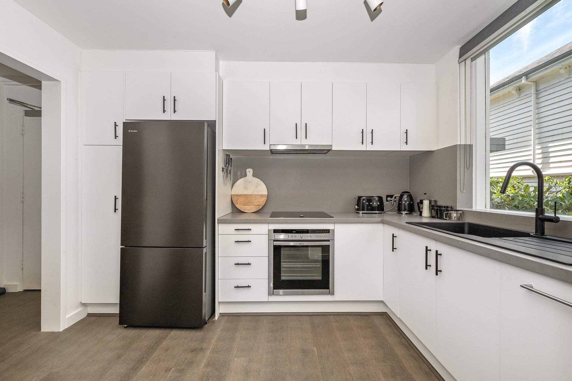 Property Gallery Thumbnail 3