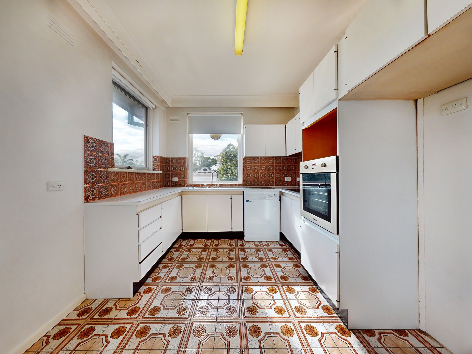 2/53 Disraeli Street, Kew image 3