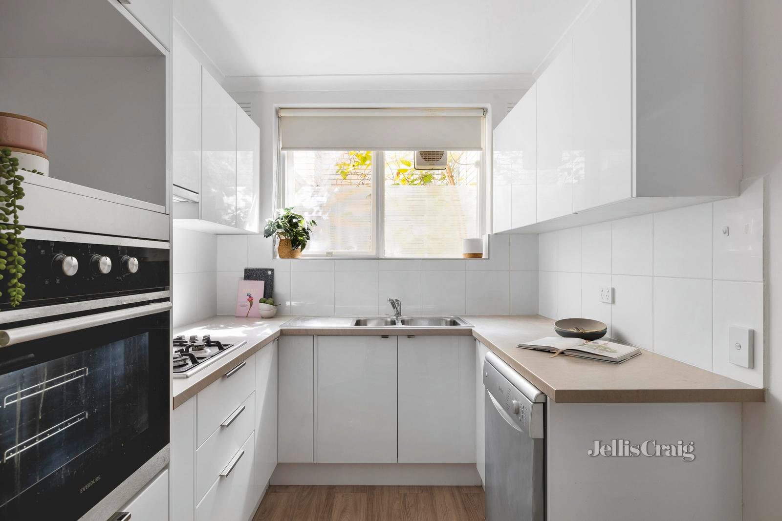 2/53 Kellett Street, Northcote image 4