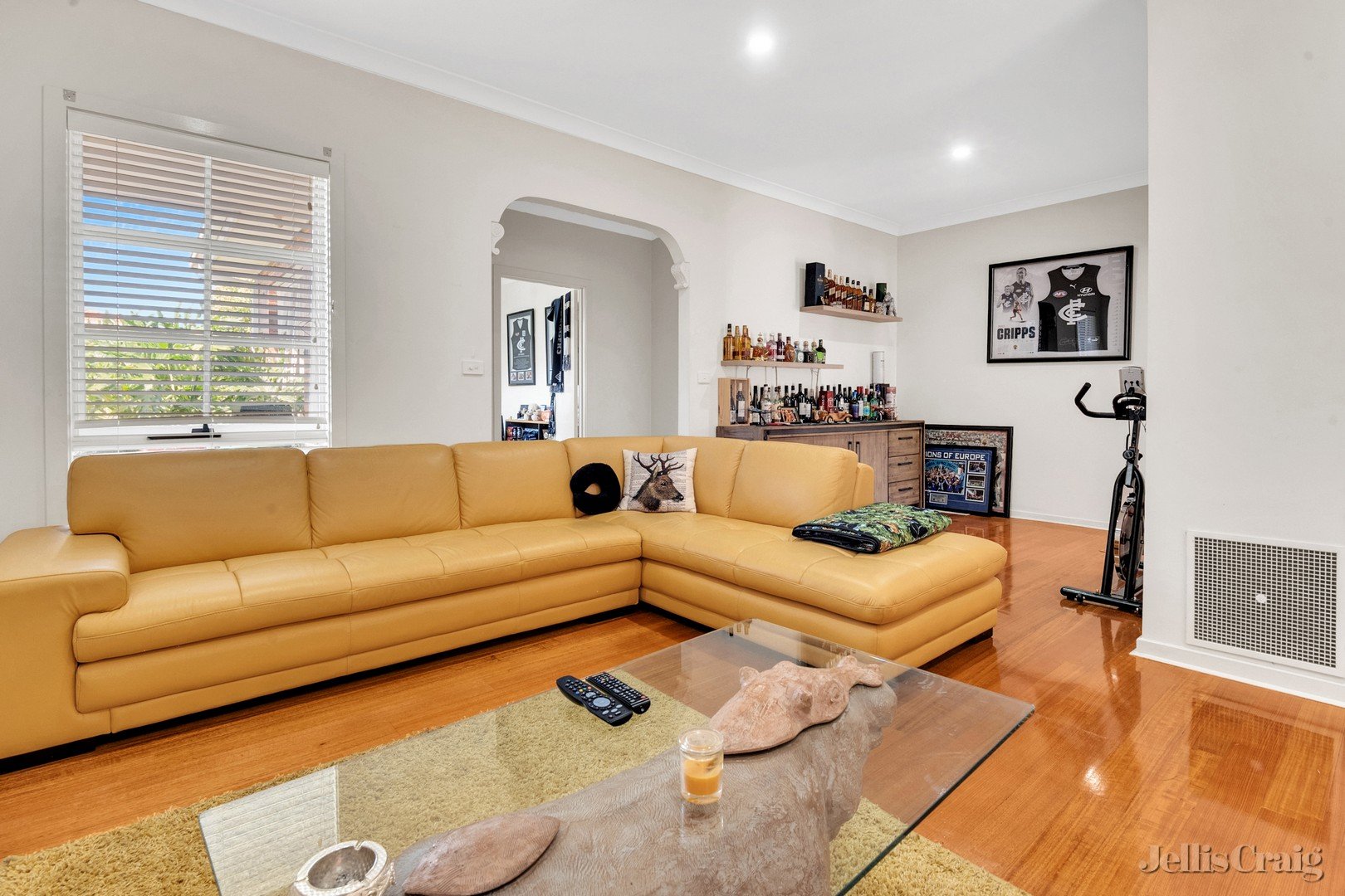 2/53 Landells Road, Pascoe Vale image 1