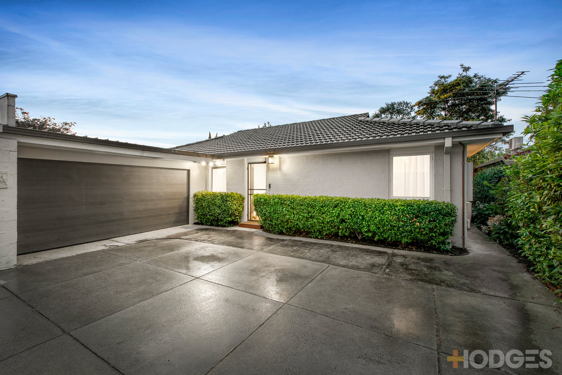 2 / 53 Lonsdale Avenue Hampton East