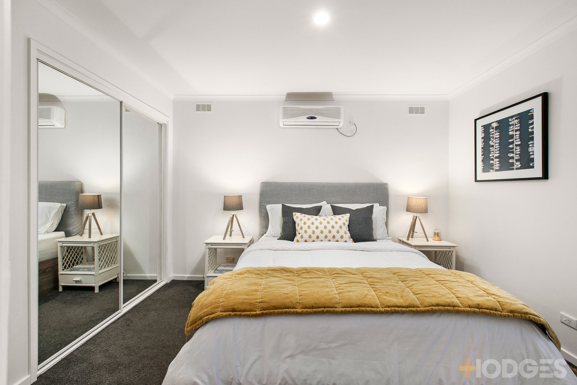 2 / 53 Lonsdale Avenue Hampton East