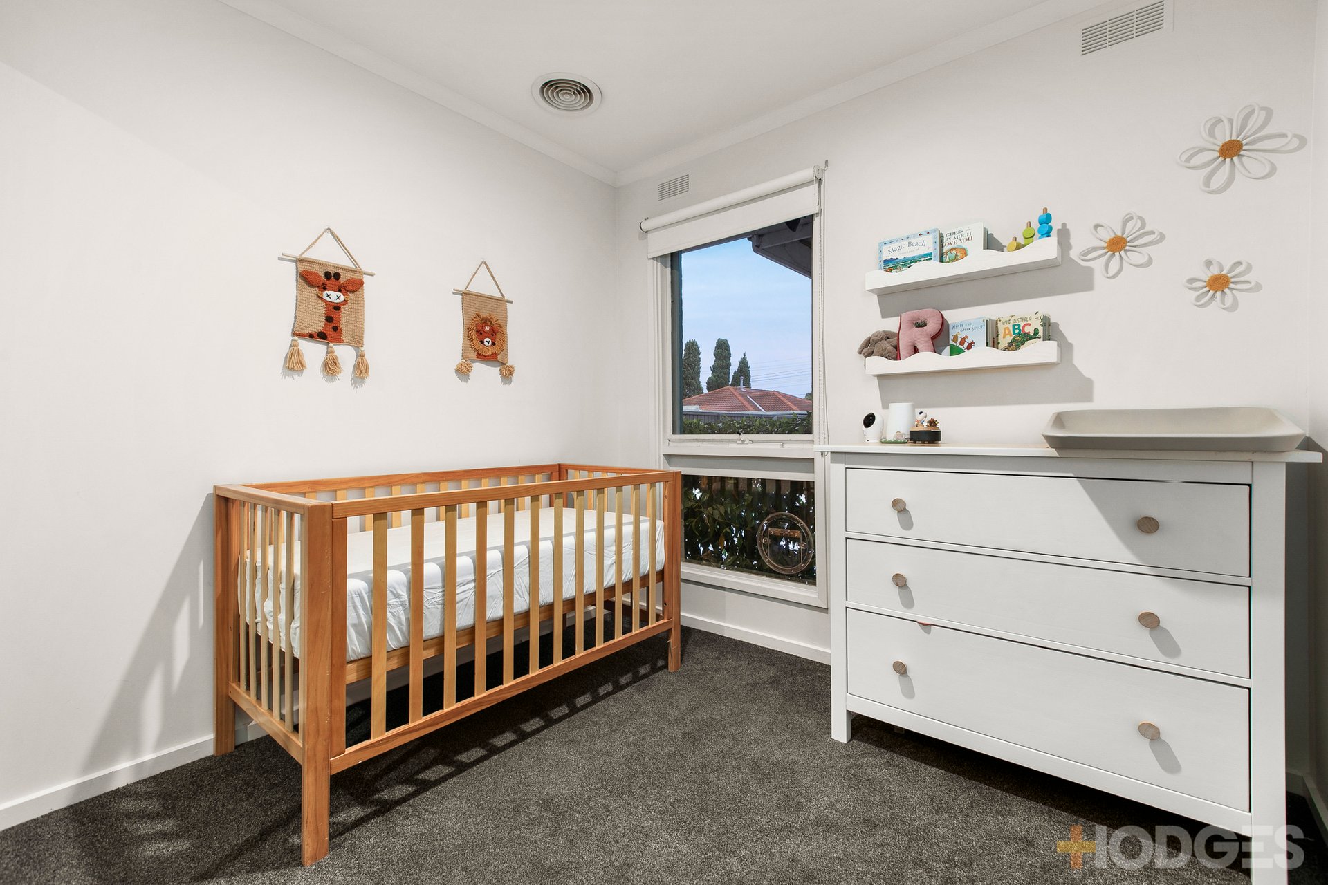 2 / 53 Lonsdale Avenue Hampton East