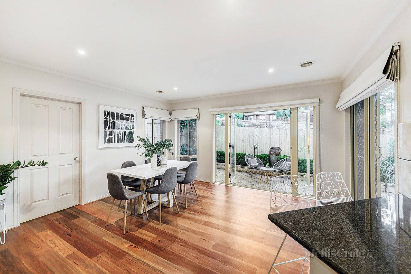 2/53 Quarry Road, Mitcham image 5