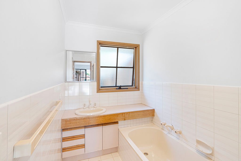 Property Gallery Thumbnail 6