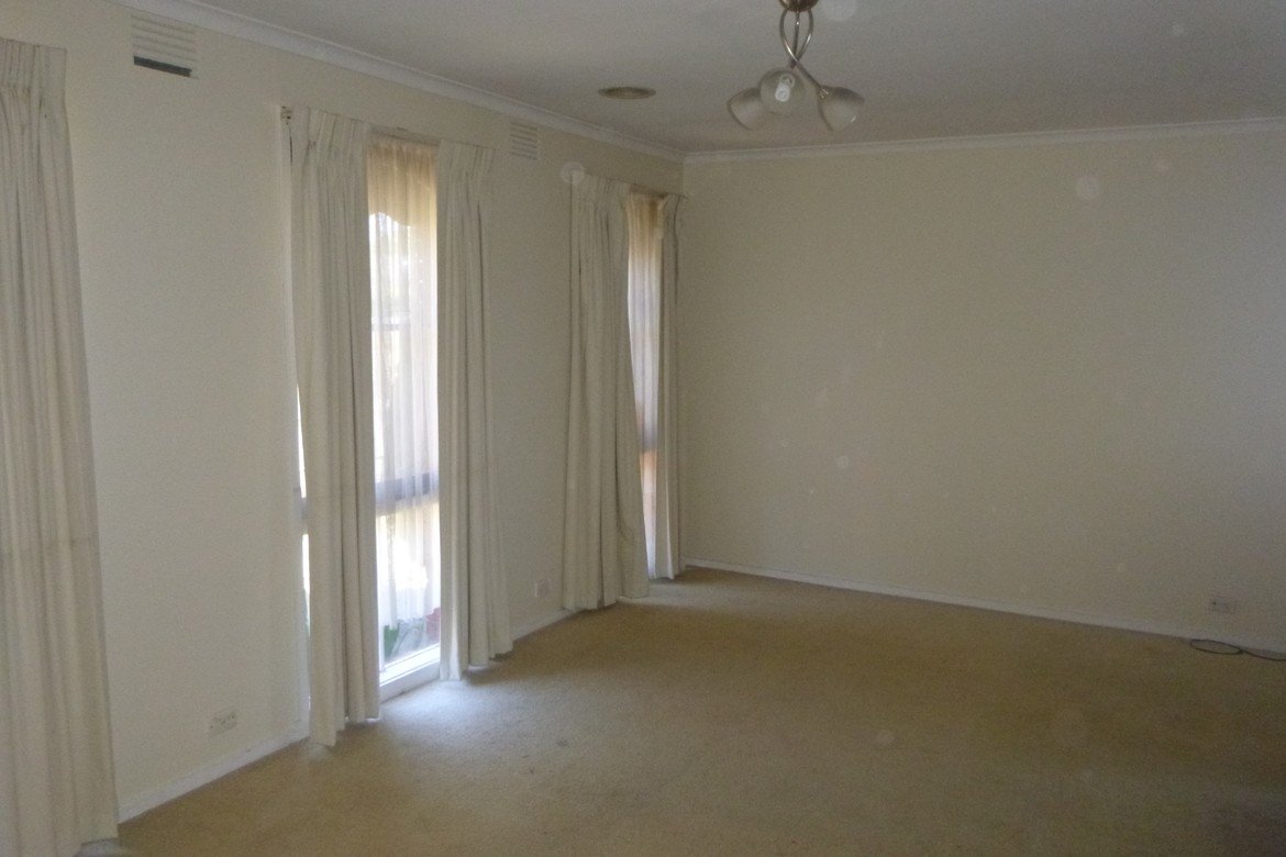 2/532 Highbury Road, Glen Waverley image 2