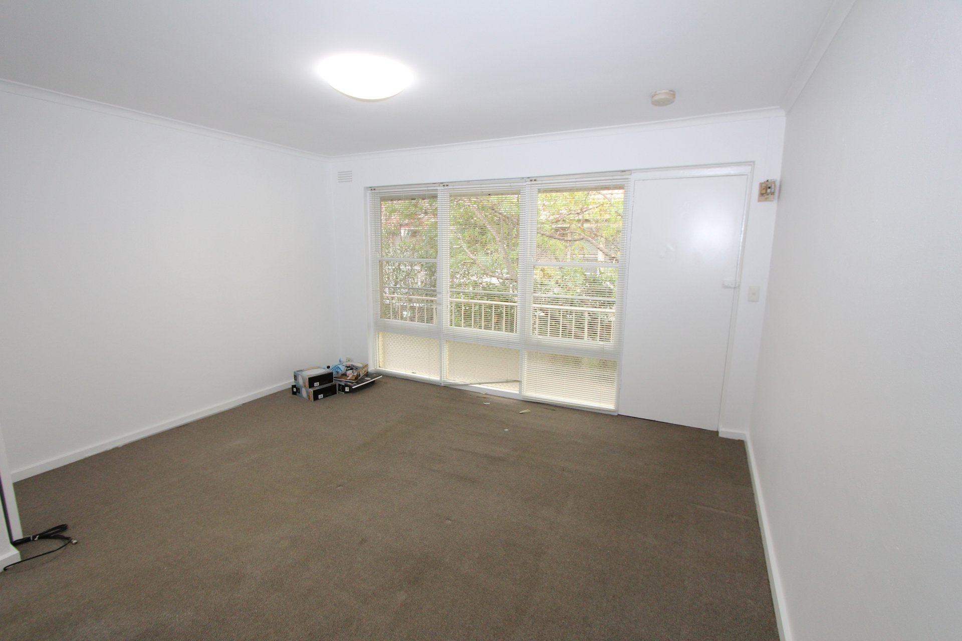 Property Gallery Thumbnail 3
