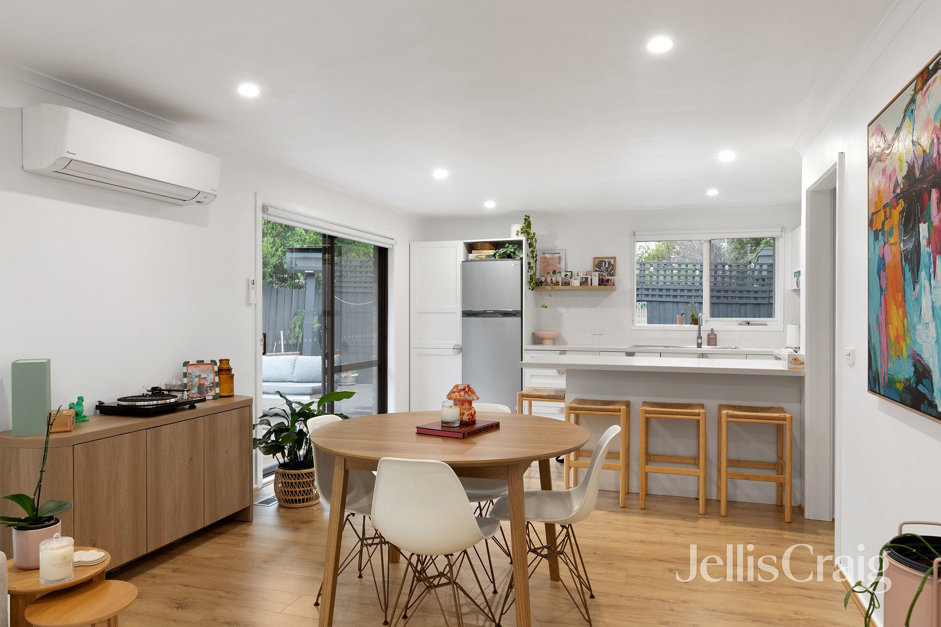 2/54 Delta Road, Greensborough image 4